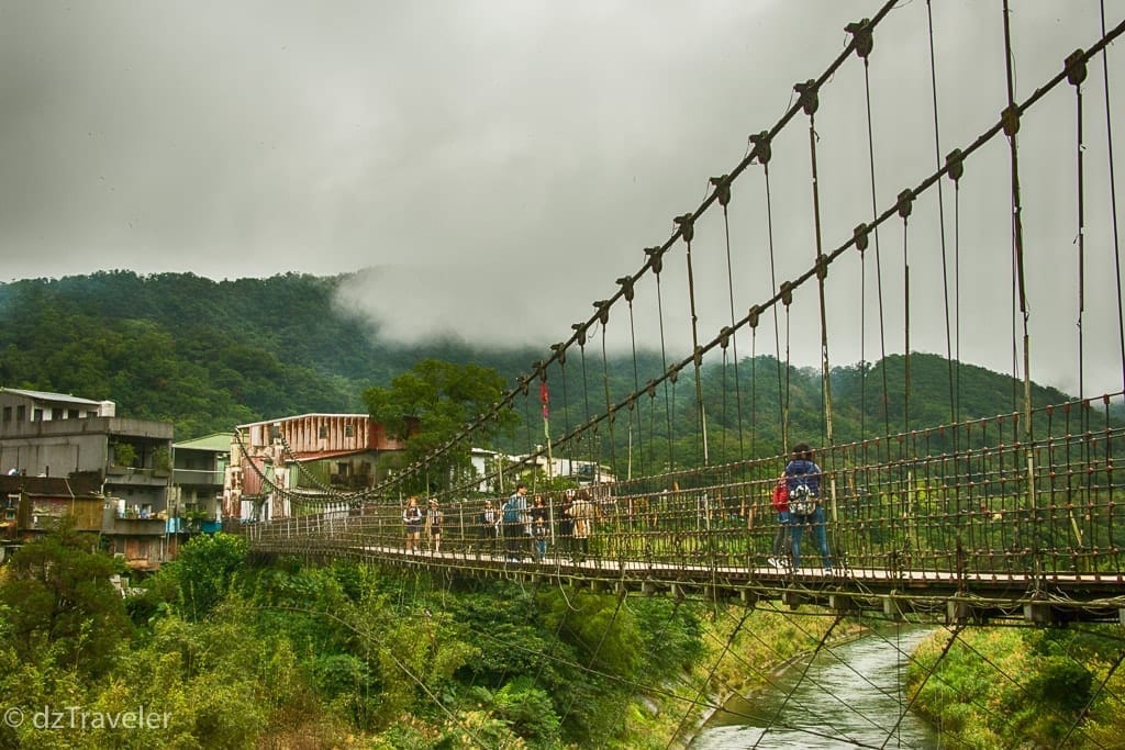 Shifen suspension bridge